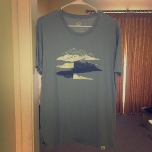 Tentree elevation tee